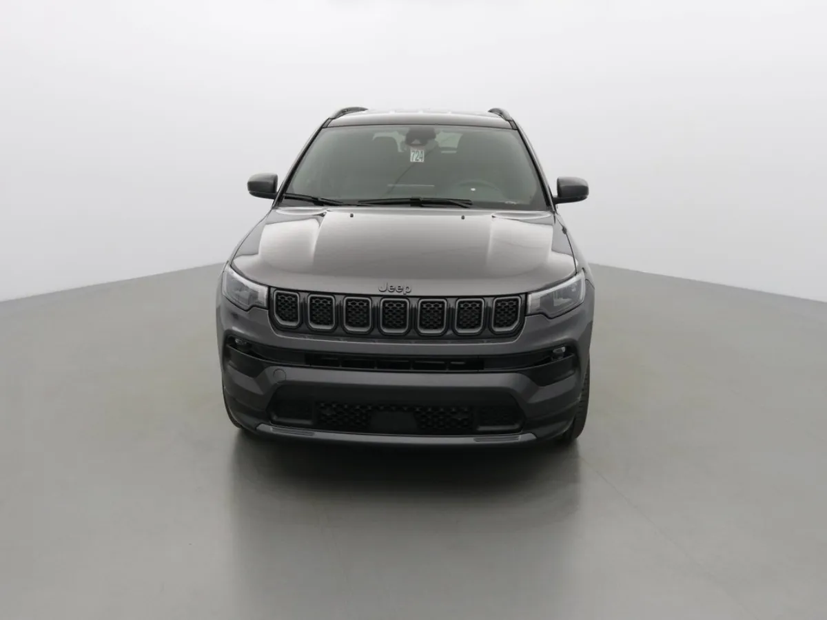 Jeep COMPASS TURBO T4 150 80TH ANNIVERSARY Image 3