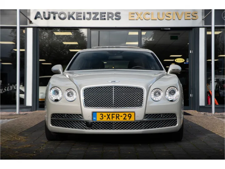 Bentley Flying Spur 6.0 W12 Stoelventilatie Navigatie DVD schermen Memory  Image 2